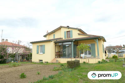 Maison traditionnelle - 140 m² - 5 pièces