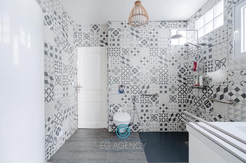 Maison - 127 m² - 5 pièces