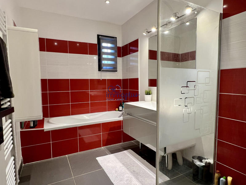 Maison - 126 m² - 5 pièces