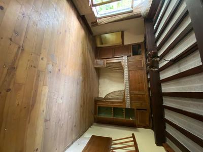 Maison - 290 m² - 9 pièces