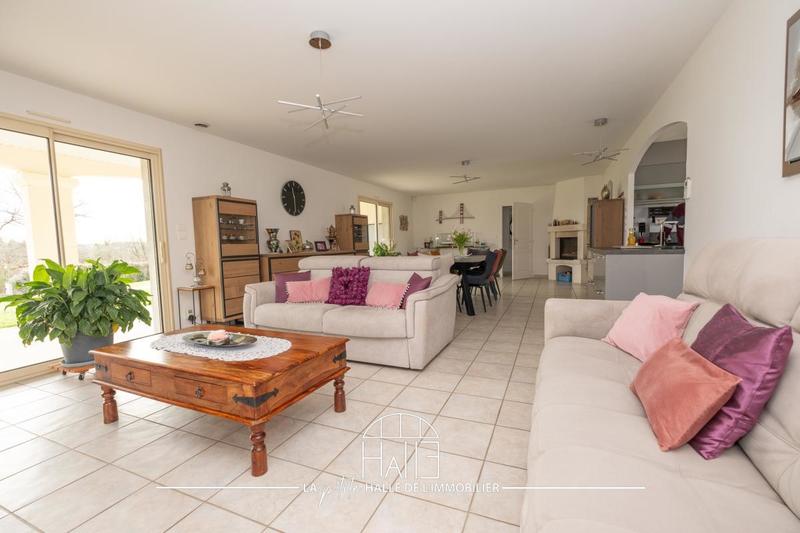 Pavillon - 145 m² - 6 pièces