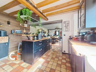 Maison - 140 m² - 7 pièces