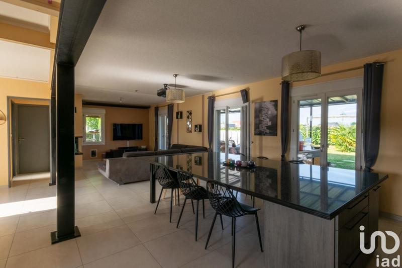 Maison - 160 m² - 6 pièces