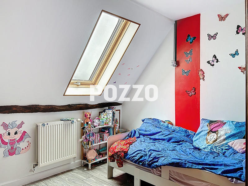 Maison - 250 m² - 5 pièces