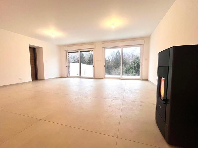 Maison - 137 m² - 6 pièces