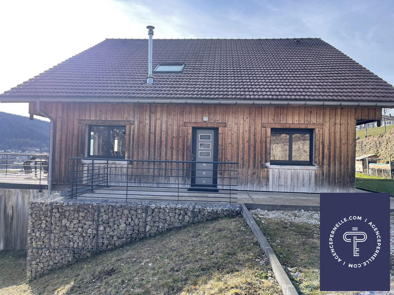 Maison - 107 m² - 5 pièces