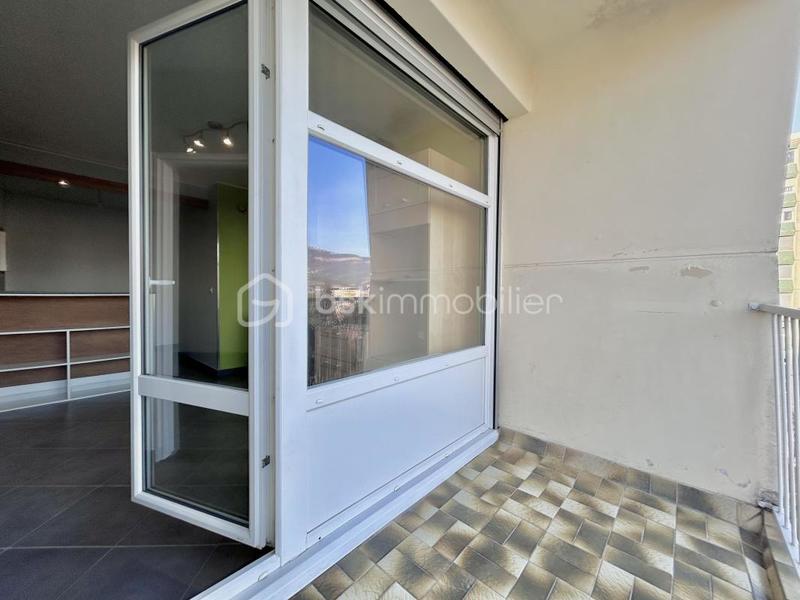 Appartement - 79 m² - 4 pièces