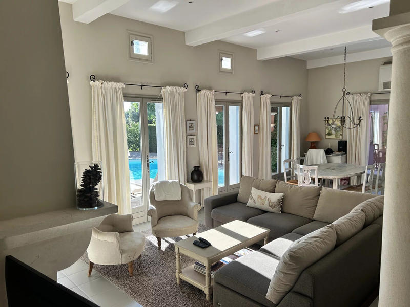 Villa - 137 m² - 4 pièces