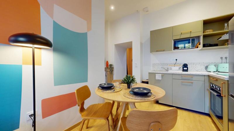 Appartement - 64 m² - 4 pièces