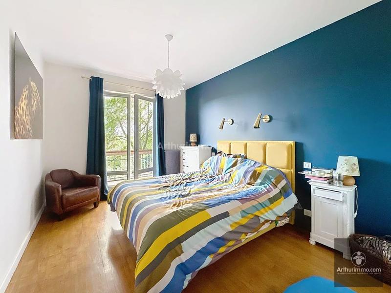 Maison - 303 m² - 10 pièces