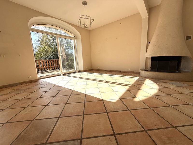 Maison - 194 m² - 7 pièces