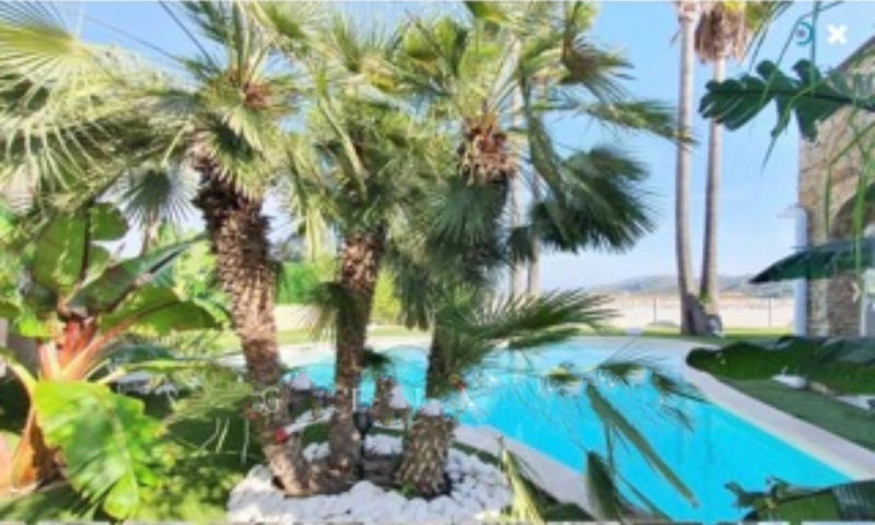 Villa - 150 m² - 4 pièces