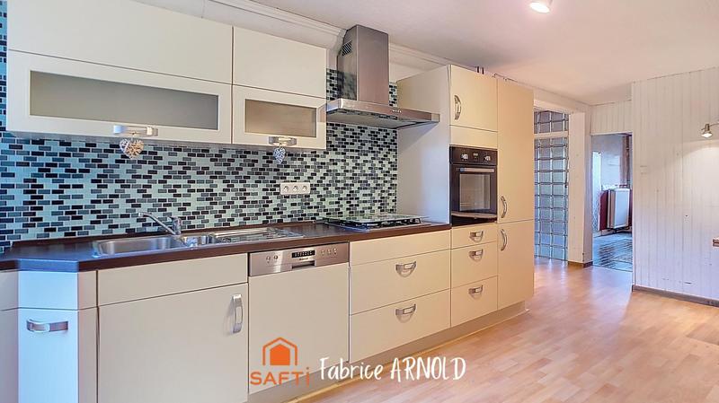 Maison - 120 m² - 4 pièces