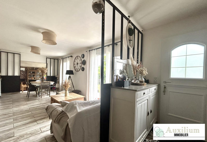 Maison - 104 m² - 5 pièces