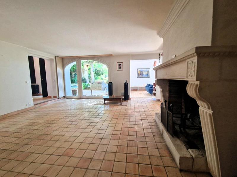 Mas - 290 m² - 9 pièces