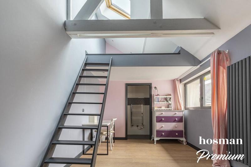 Maison - 290 m² - 6 pièces