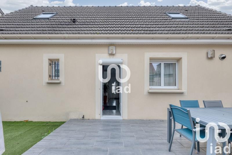 Maison - 98 m² - 4 pièces