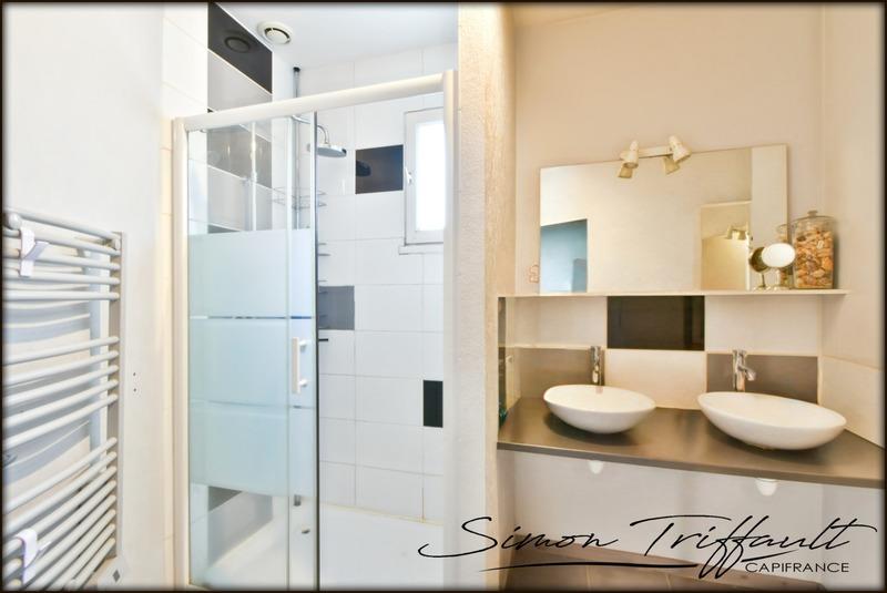 Maison de village - 279 m² - 10 pièces