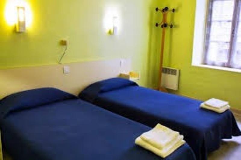 Fonds de commerce - 1 100 m²