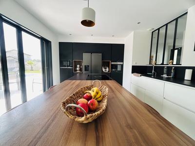 Maison contemporaine - 175 m² - 6 pièces