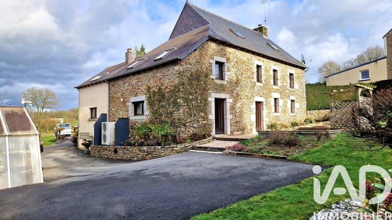 Maison - 198 m² - 6 pièces