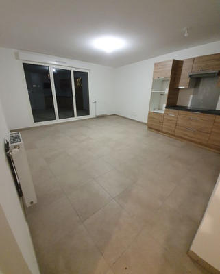 Appartement - 75 m² - 4 pièces