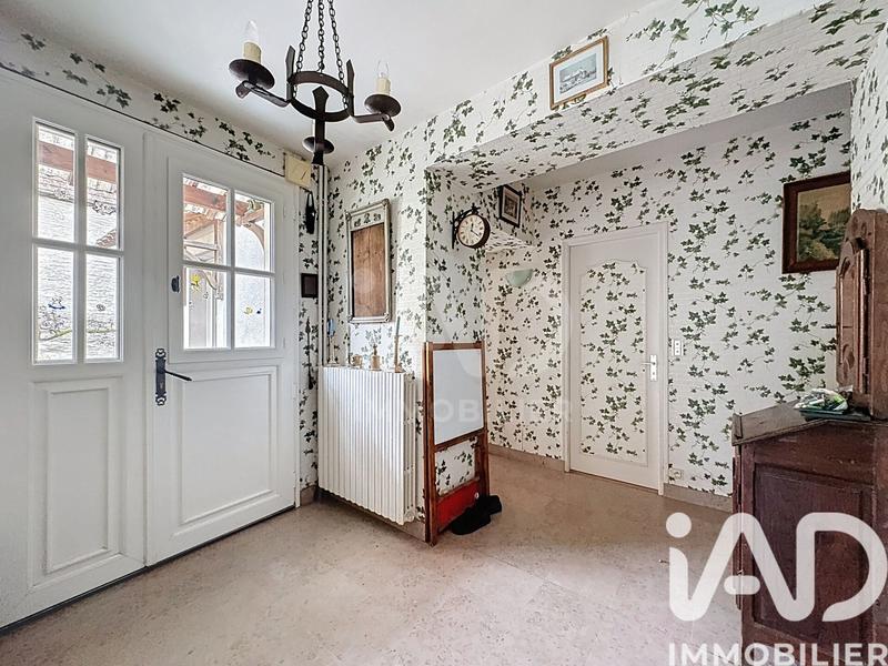 Maison - 200 m² - 7 pièces