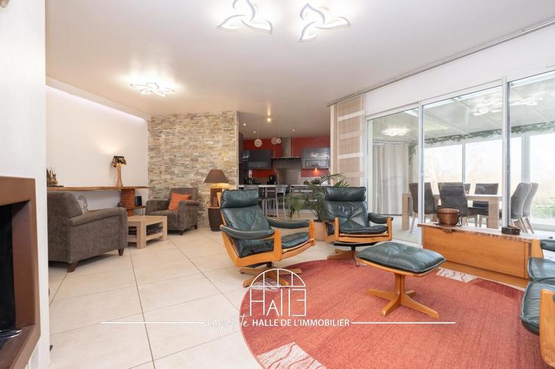 Villa - 250 m² - 13 pièces