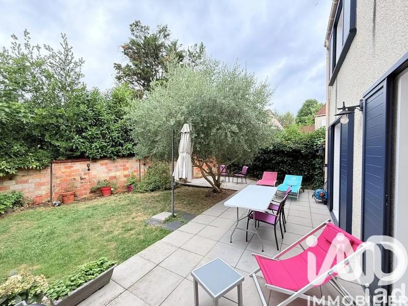 Maison - 91 m² - 5 pièces