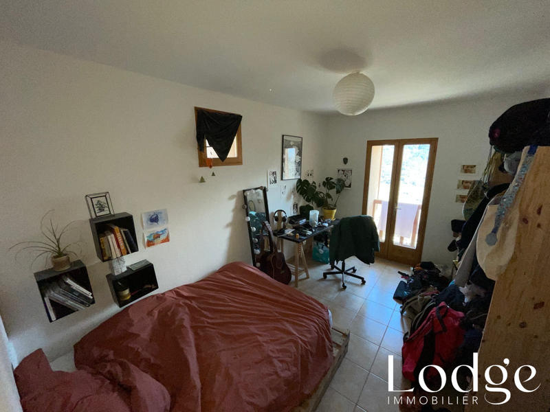 Appartement - 76 m² - 4 pièces