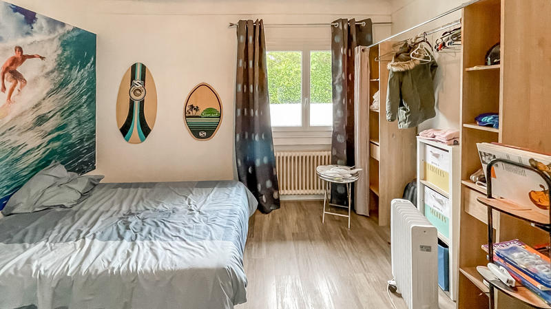 Maison - 250 m² - 7 pièces