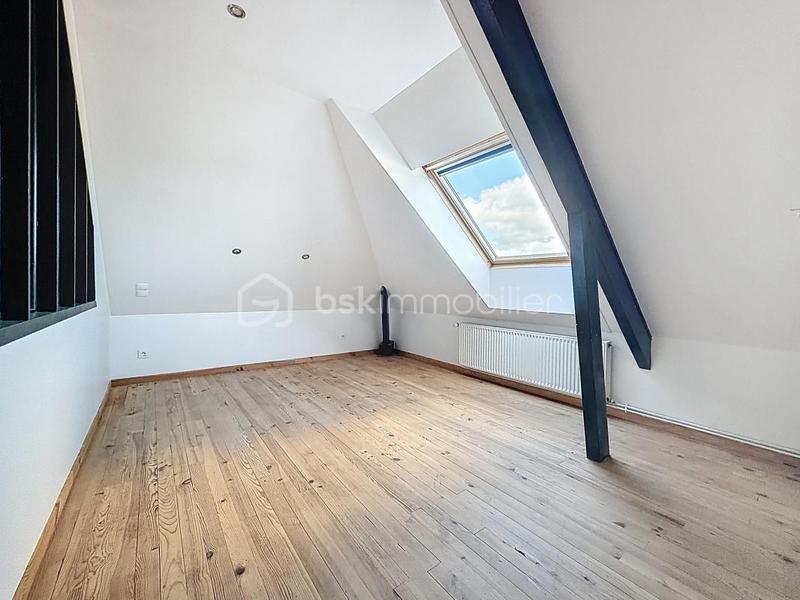 Maison traditionnelle - 160 m² - 7 pièces