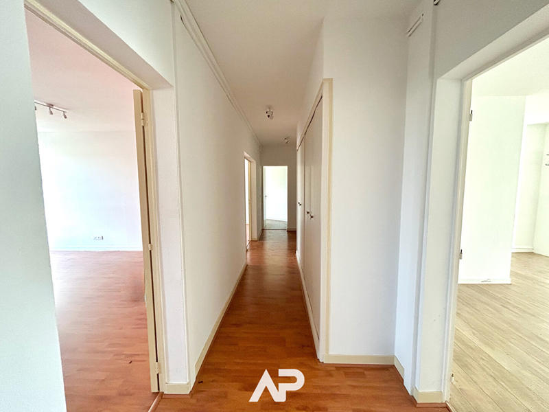 Appartement - 131 m² - 5 pièces