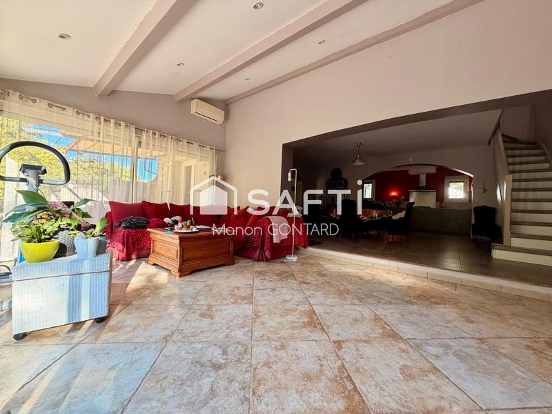 Maison - 143 m² - 4 pièces