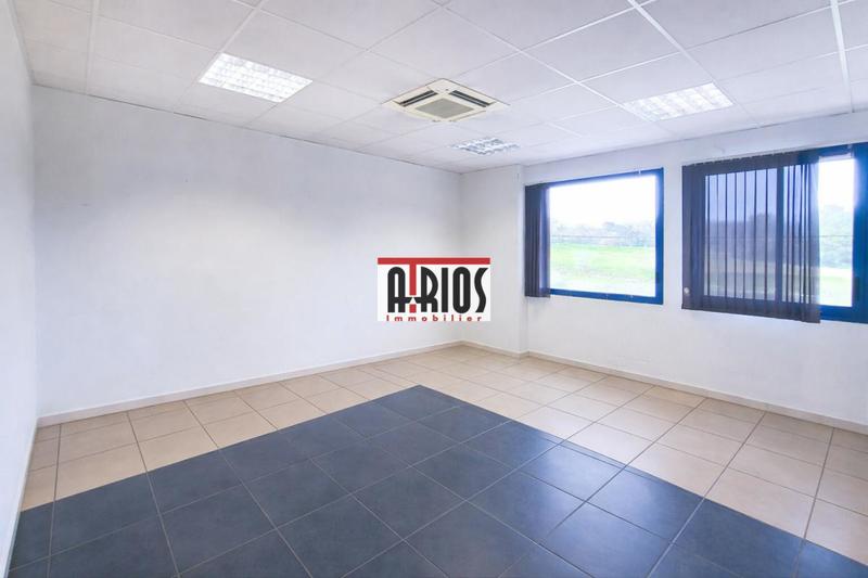 Bureau - 177 m²