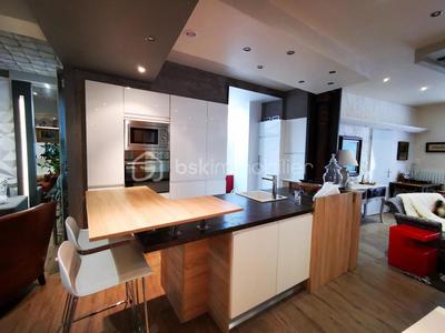 Immeuble - 345 m² - 13 pièces