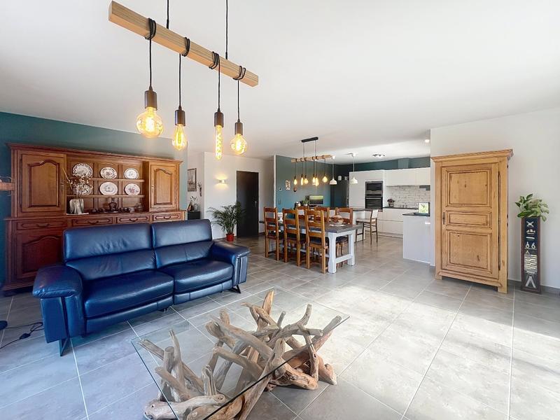 Maison - 123 m² - 4 pièces