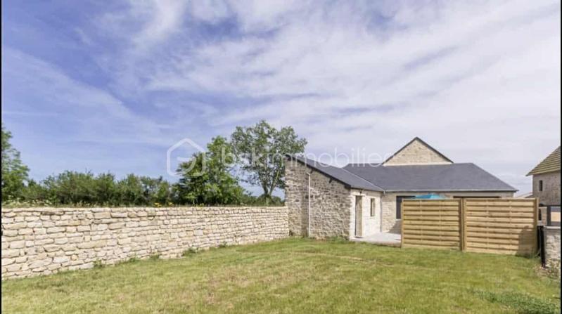 Maison en pierre - 189 m² - 7 pièces