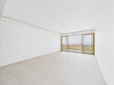 Appartement - 77 m² - 3 pièces