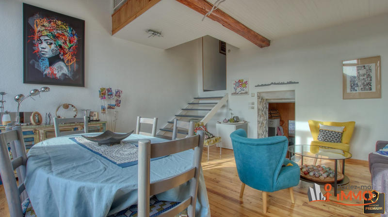 Appartement - 100 m² - 5 pièces