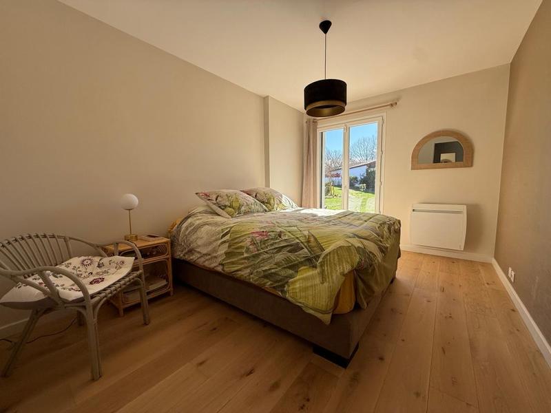 Villa - 275 m² - 9 pièces