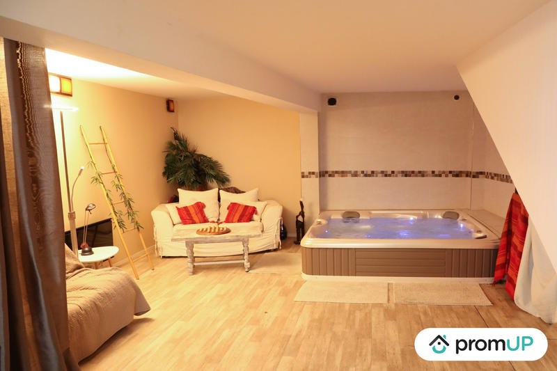 Duplex - 250 m² - 4 pièces