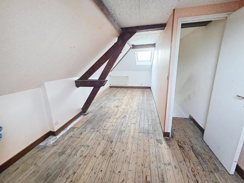 Maison - 83 m² - 5 pièces