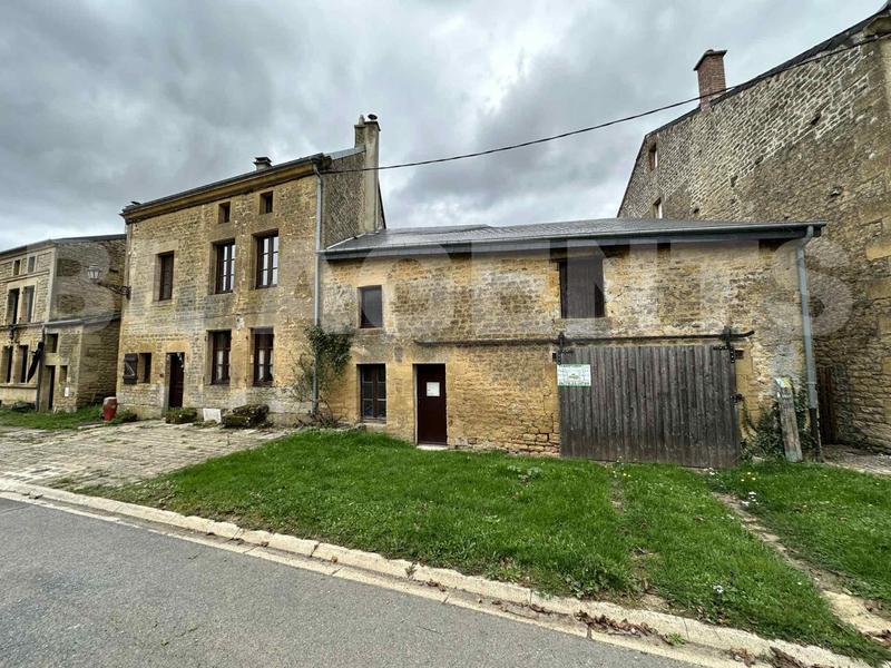 Maison - 180 m² - 8 pièces