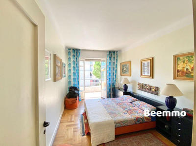 Appartement - 80 m² - 3 pièces