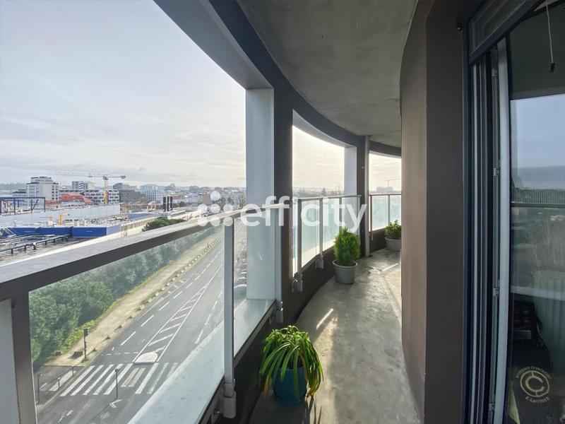 Appartement - 87 m² - 4 pièces