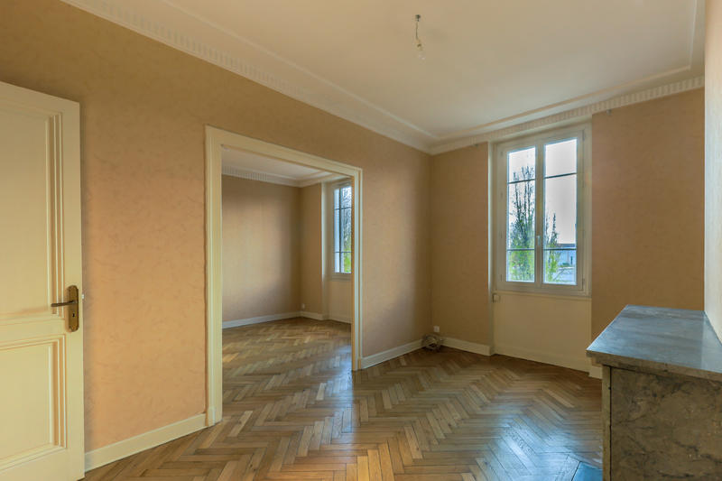 Appartement - 89 m² - 5 pièces