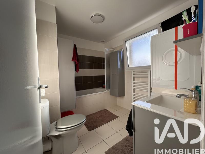 Maison - 80 m² - 5 pièces