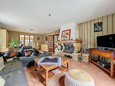 Maison - 182 m² - 6 pièces