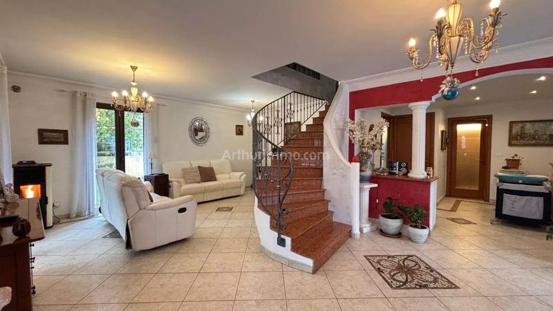 Maison - 155 m² - 5 pièces